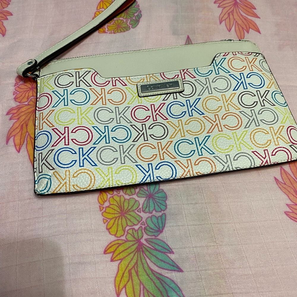 CK Calvin Klein Wristlet Wallet White Rainbow CK Logo Pattern - NWOT💚